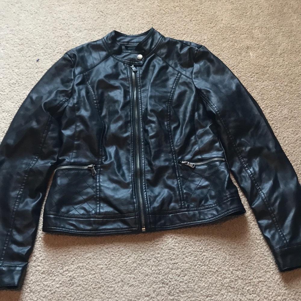Women’s leather jacket